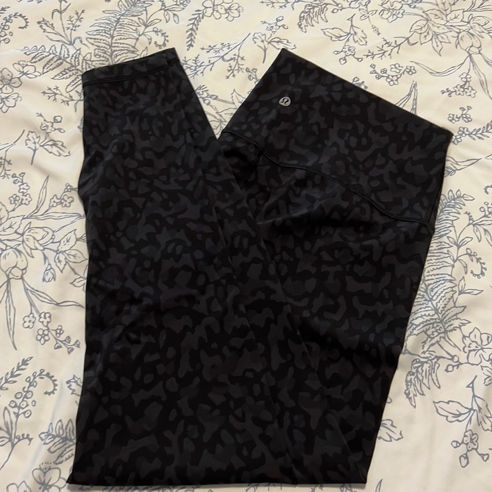 Lululemon Fast and Free Leggings 28”